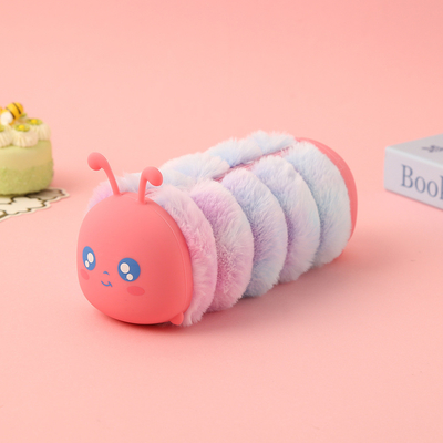 สไตล์การ์ตูน น่ารัก Plush Doll กระเป๋าดินสอ ซิลิโคน ไม่มีรสชาติ กระเป๋าแต่งหน้า สําหรับเครื่องเขียน สื่อโรงเรียน กระเป๋ากระเป๋ากระเป๋ากระเป๋าดินสอ